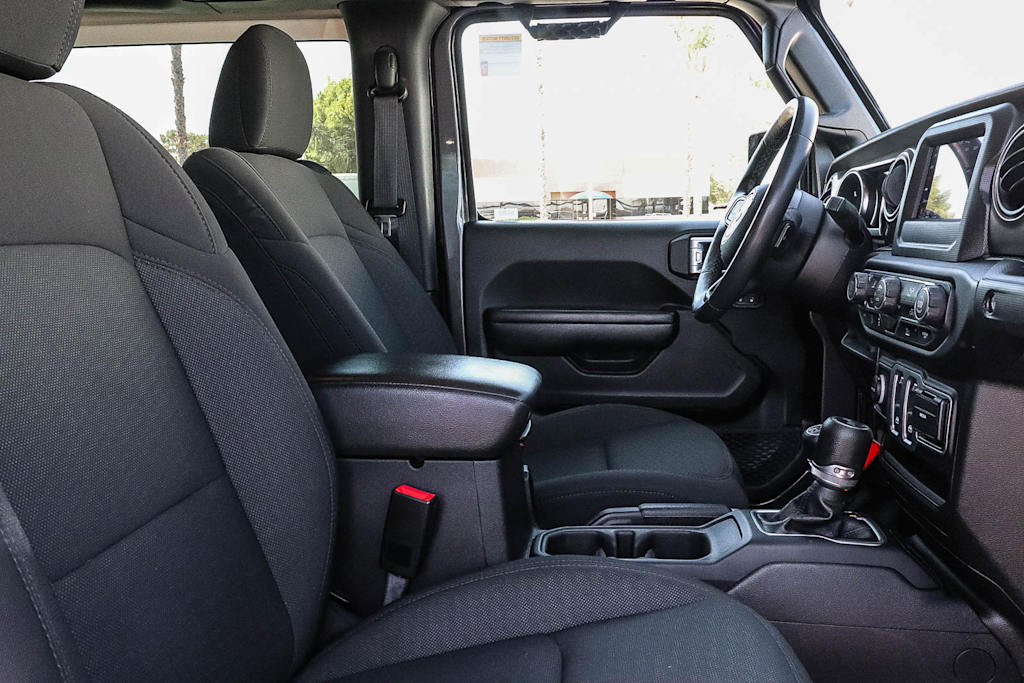Thumbnail: 2021 Jeep Wrangler - 10