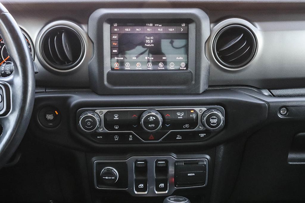 Thumbnail: 2021 Jeep Wrangler - 13