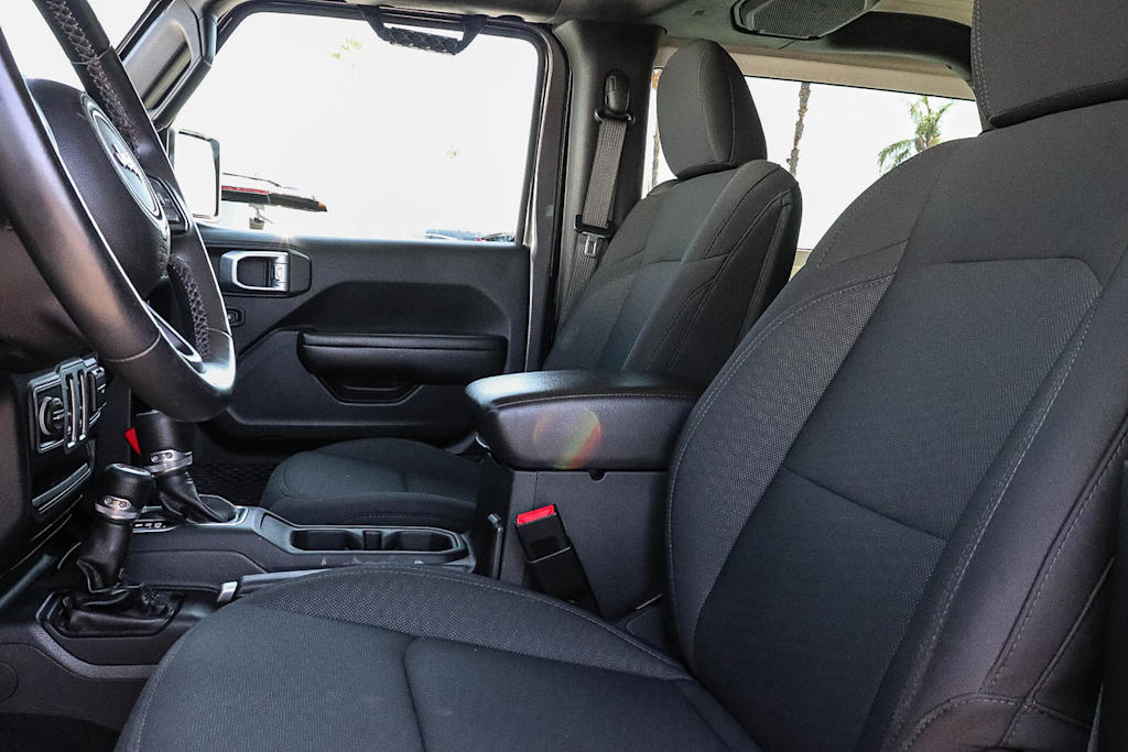 Thumbnail: 2021 Jeep Wrangler - 11