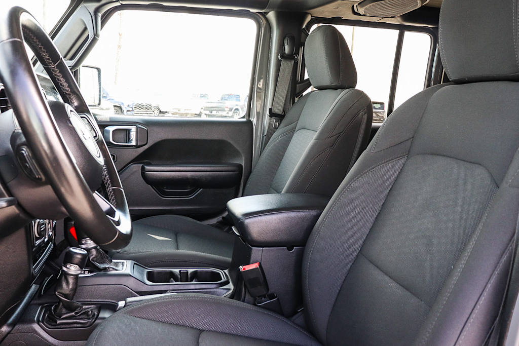 Thumbnail: 2020 Jeep Wrangler - 11