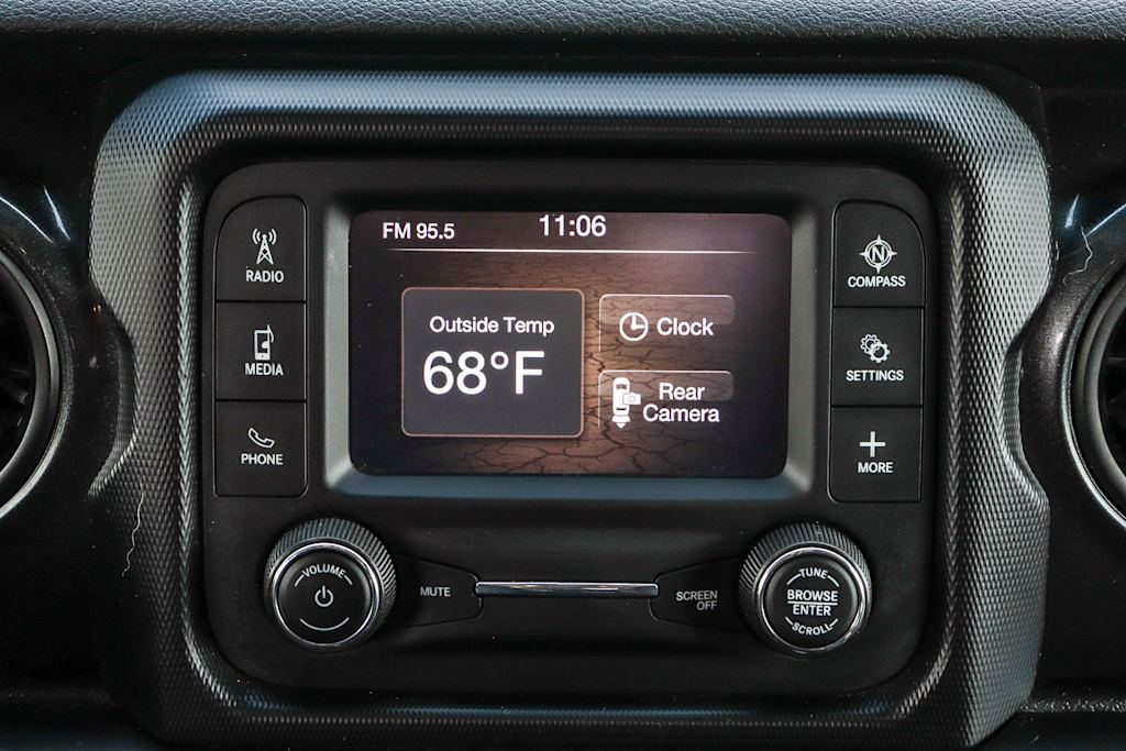 Thumbnail: 2020 Jeep Wrangler - 23