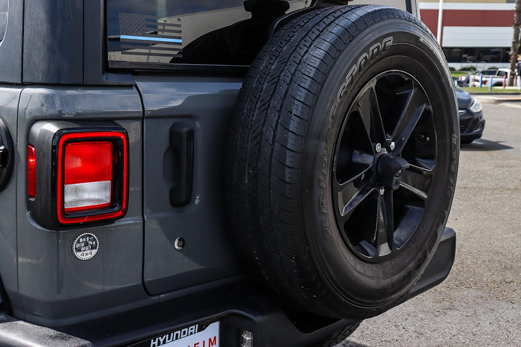 Thumbnail: 2020 Jeep Wrangler - 7