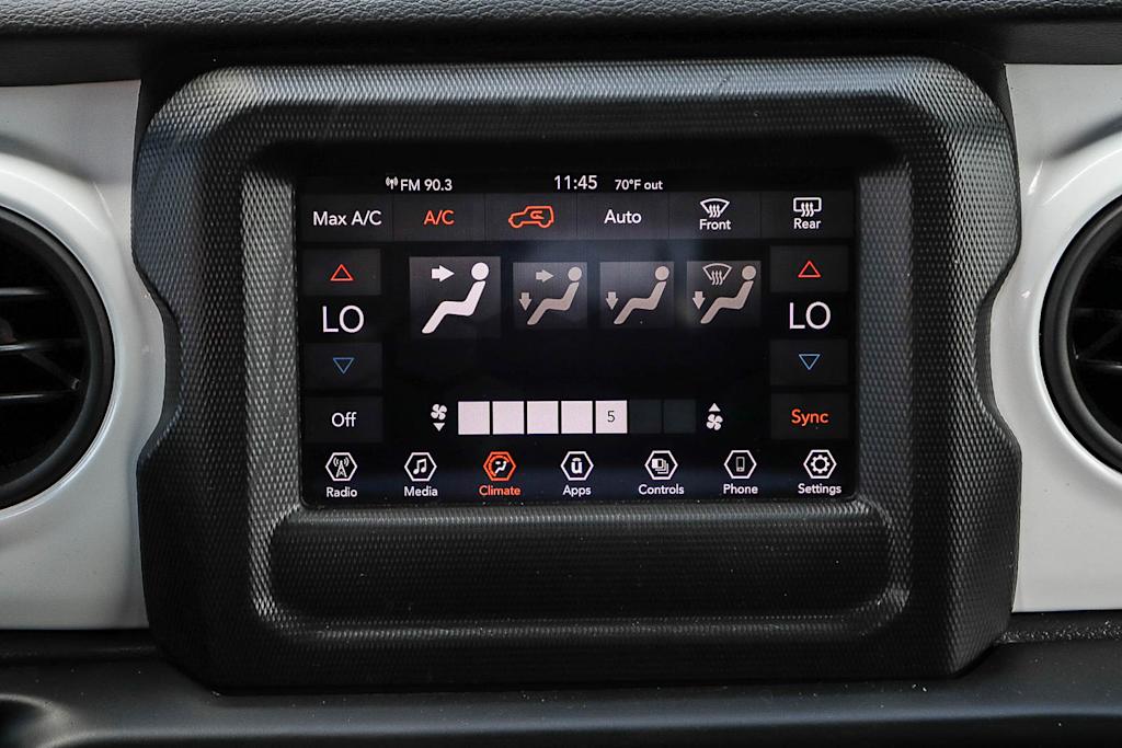 Thumbnail: 2021 Jeep Wrangler - 22