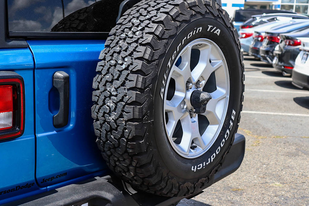 Thumbnail: 2021 Jeep Wrangler - 6