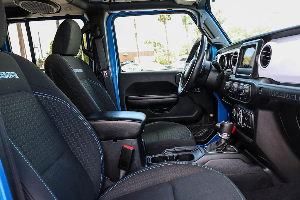 Thumbnail: 2021 Jeep Wrangler - 9