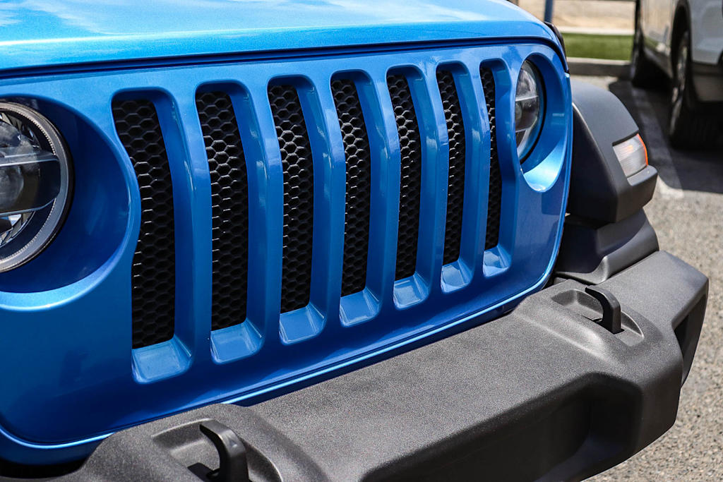 Thumbnail: 2021 Jeep Wrangler - 11