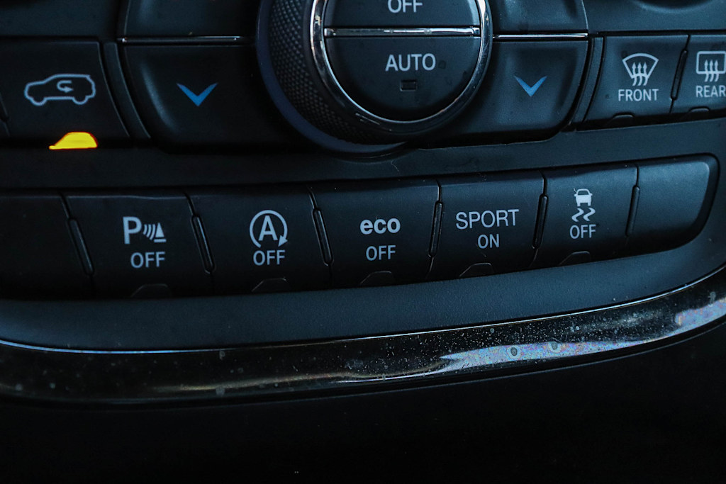 Thumbnail: 2019 Dodge Durango - 33