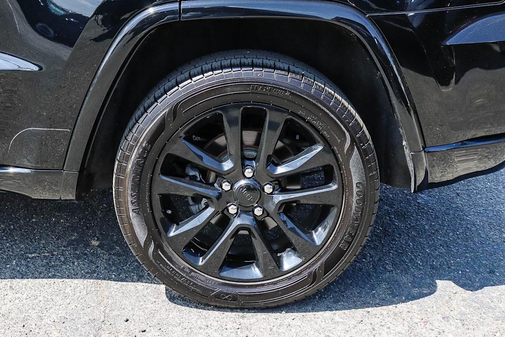 Thumbnail: 2019 Jeep Grand Cherokee - 6