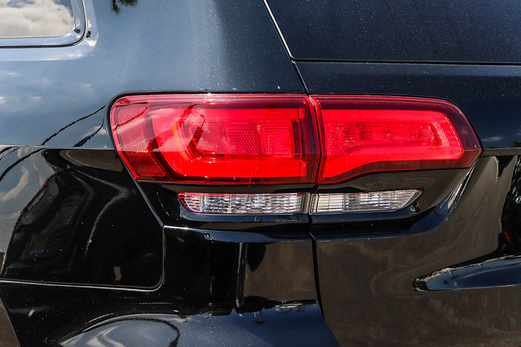 Thumbnail: 2019 Jeep Grand Cherokee - 20