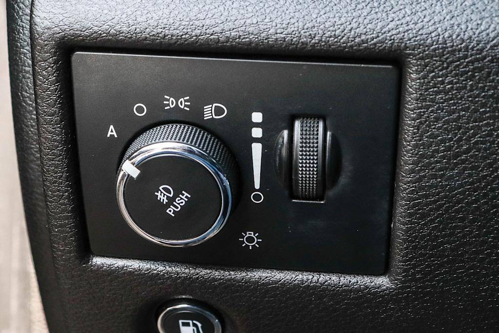 Thumbnail: 2019 Jeep Grand Cherokee - 30