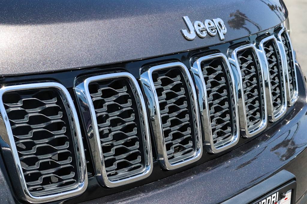 Thumbnail: 2020 Jeep Grand Cherokee - 19