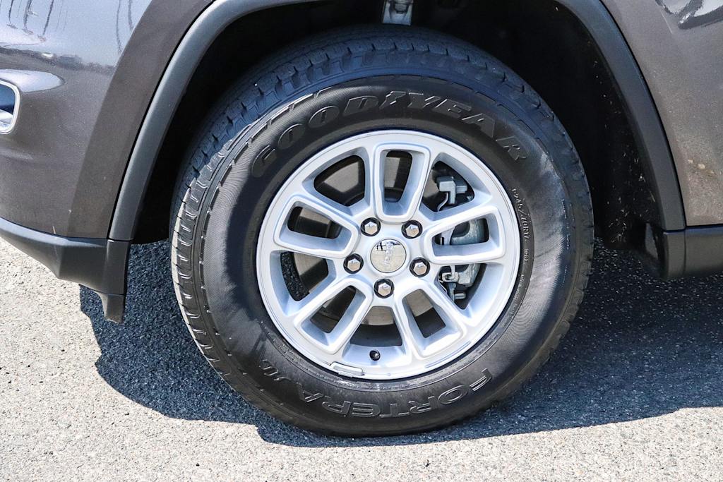 Thumbnail: 2020 Jeep Grand Cherokee - 23