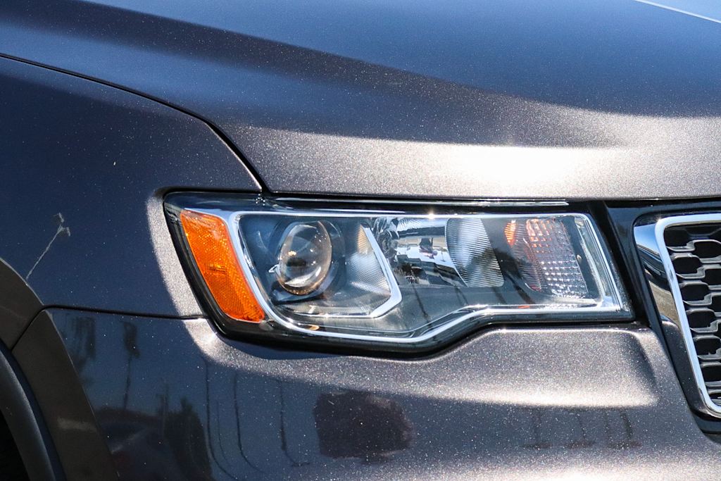 Thumbnail: 2020 Jeep Grand Cherokee - 18