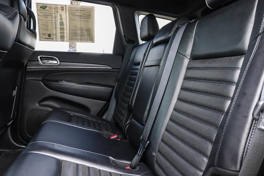 Thumbnail: 2018 Jeep Grand Cherokee - 12