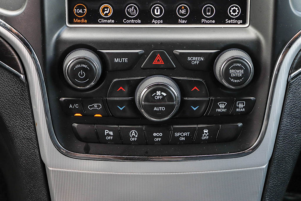 Thumbnail: 2018 Jeep Grand Cherokee - 24