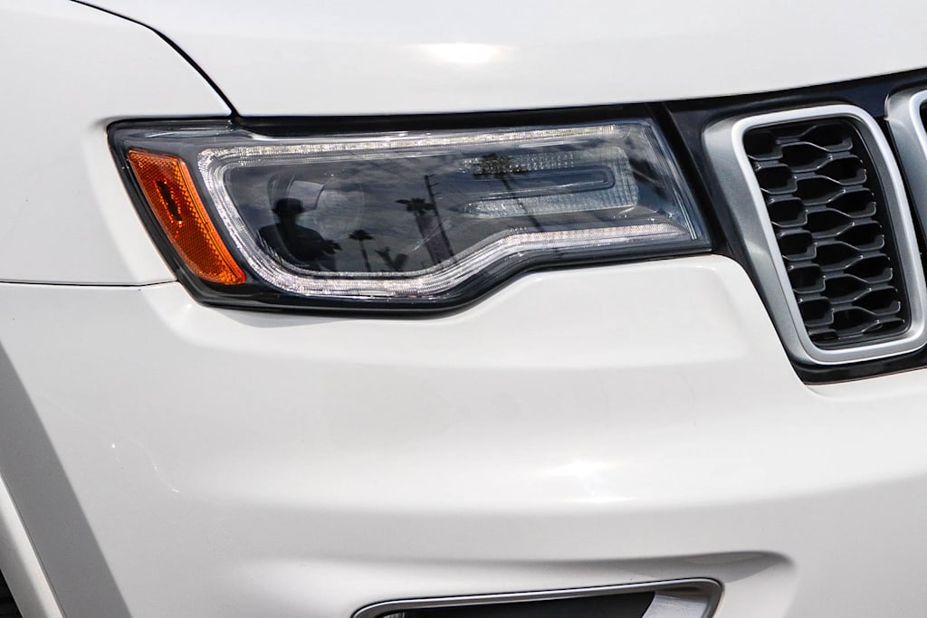 Thumbnail: 2018 Jeep Grand Cherokee - 18