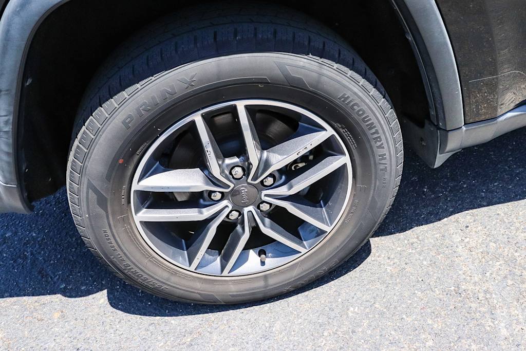 Thumbnail: 2019 Jeep Grand Cherokee - 7