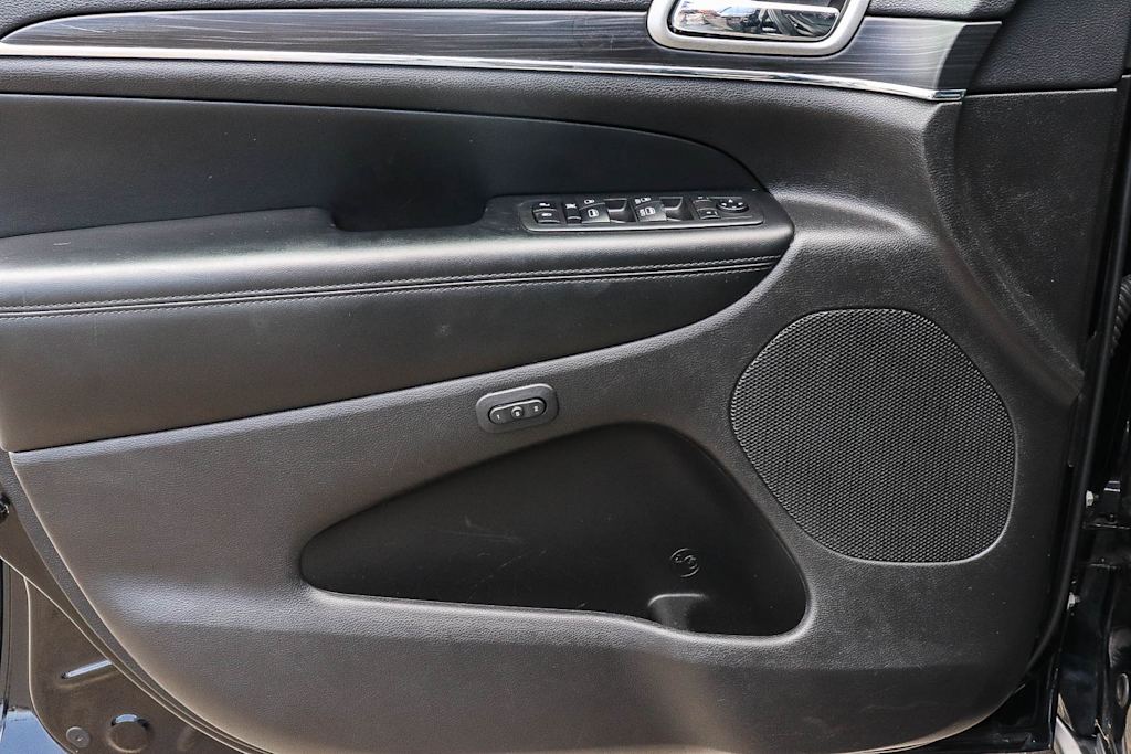 Thumbnail: 2019 Jeep Grand Cherokee - 29