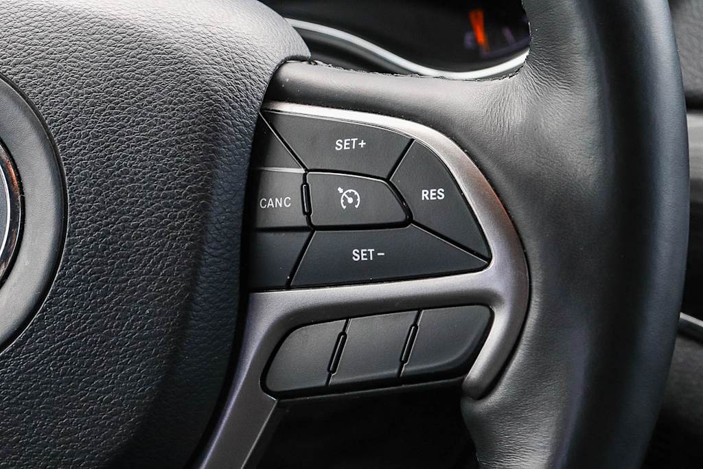 Thumbnail: 2019 Jeep Grand Cherokee - 26