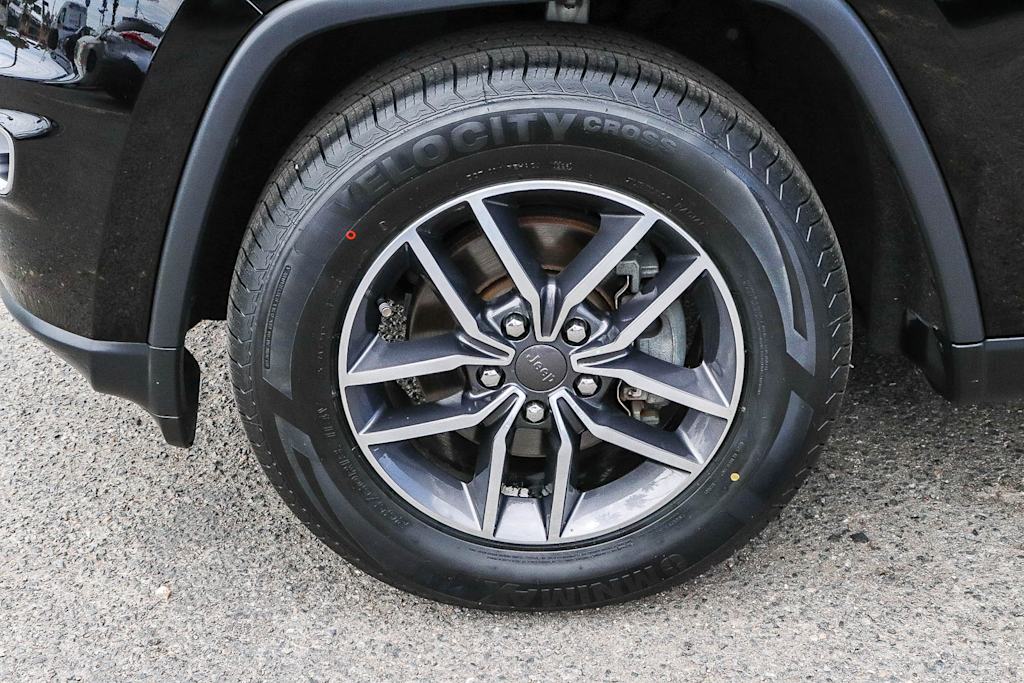 Thumbnail: 2019 Jeep Grand Cherokee - 22