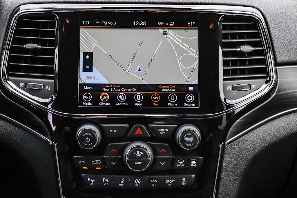 Thumbnail: 2021 Jeep Grand Cherokee - 12