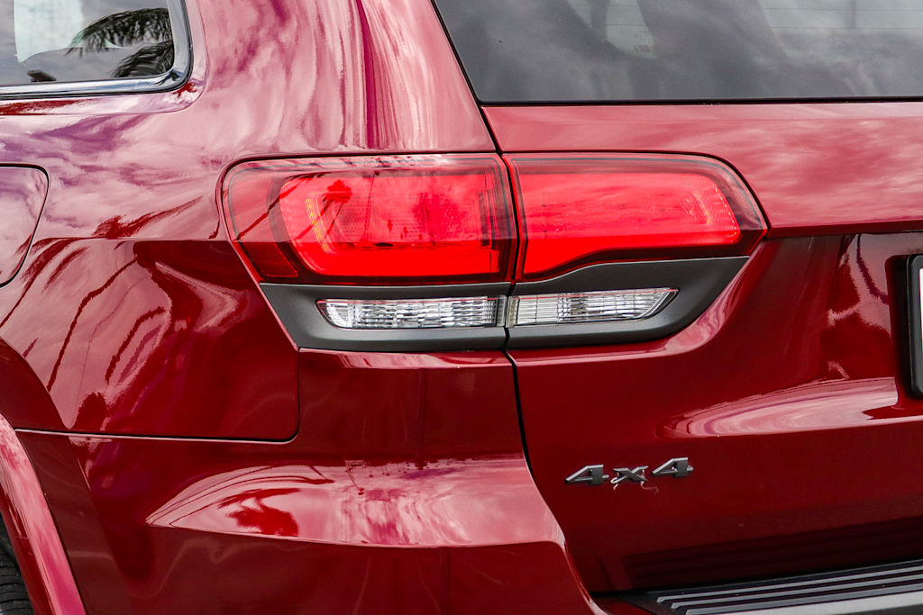 Thumbnail: 2021 Jeep Grand Cherokee - 21