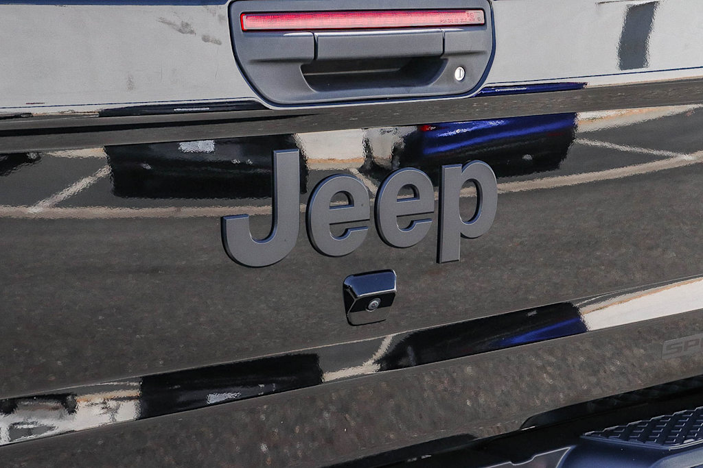 Thumbnail: 2021 Jeep Gladiator - 6
