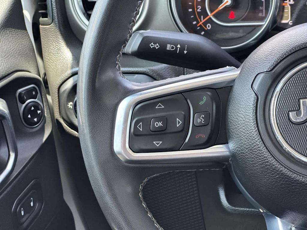 Thumbnail: 2023 Jeep Gladiator - 20