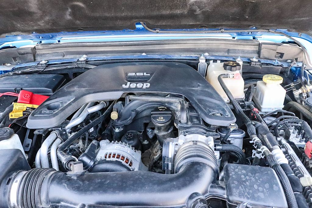 Thumbnail: 2021 Jeep Gladiator - 8