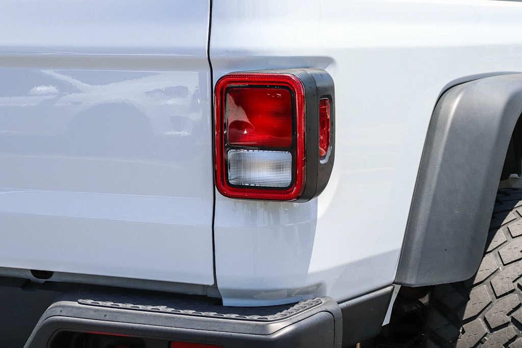 Thumbnail: 2021 Jeep Gladiator - 19
