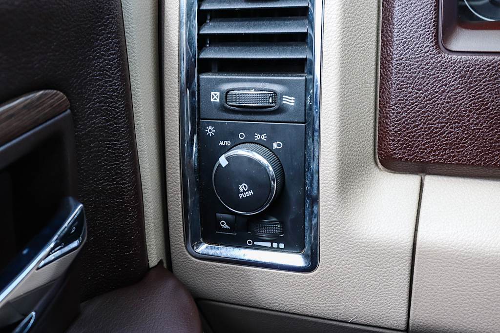 Thumbnail: 2017 RAM 1500 - 33