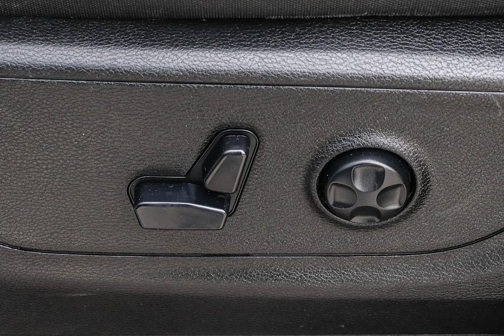 Thumbnail: 2021 RAM 1500 - 31