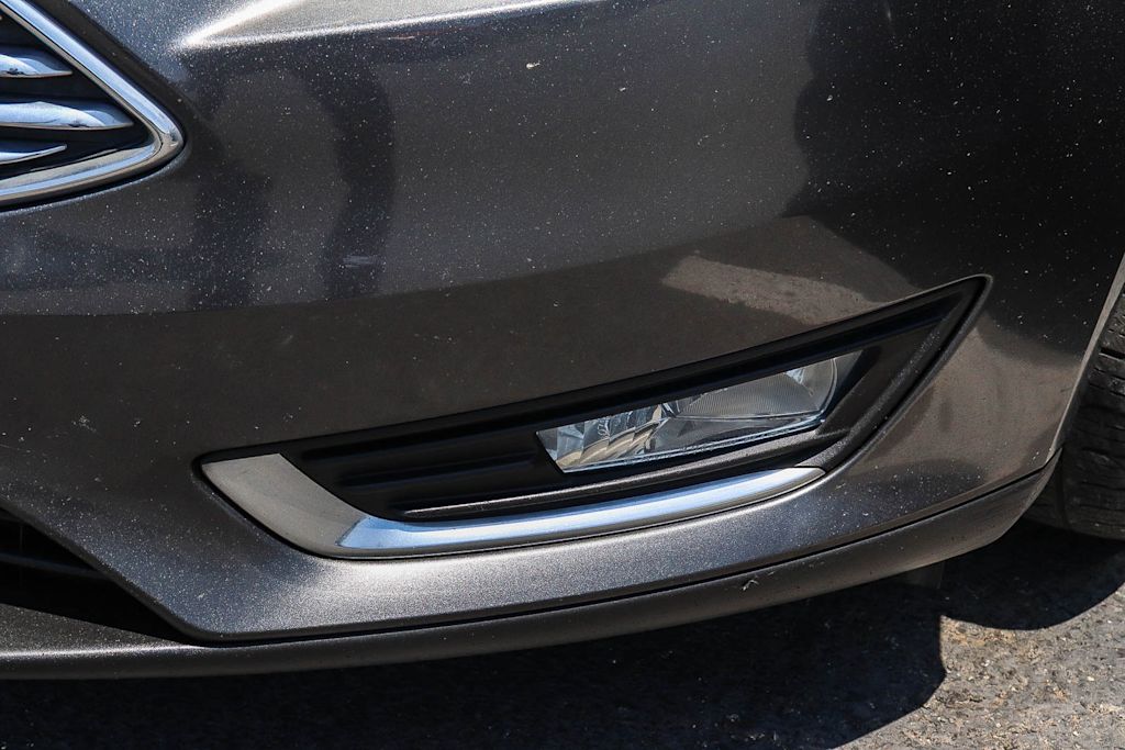 Thumbnail: 2017 Ford Focus - 8