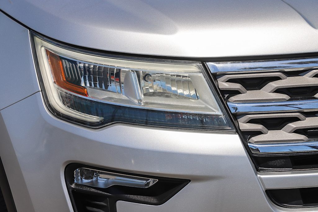 Thumbnail: 2018 Ford Explorer - 17