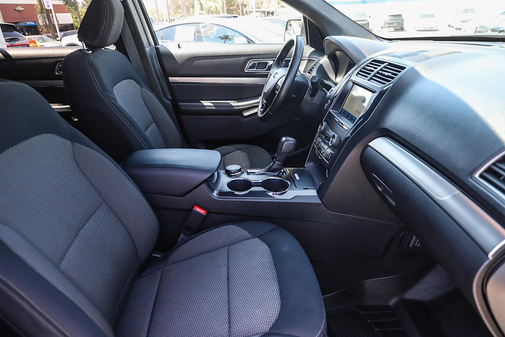 Thumbnail: 2018 Ford Explorer - 9