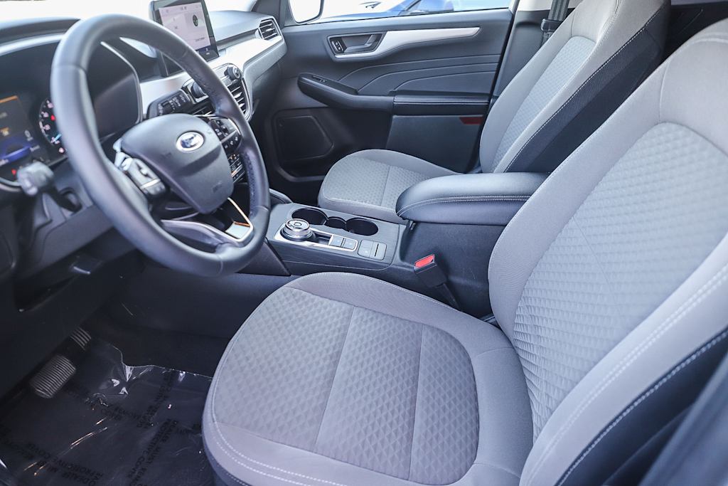 Thumbnail: 2022 Ford Escape - 10