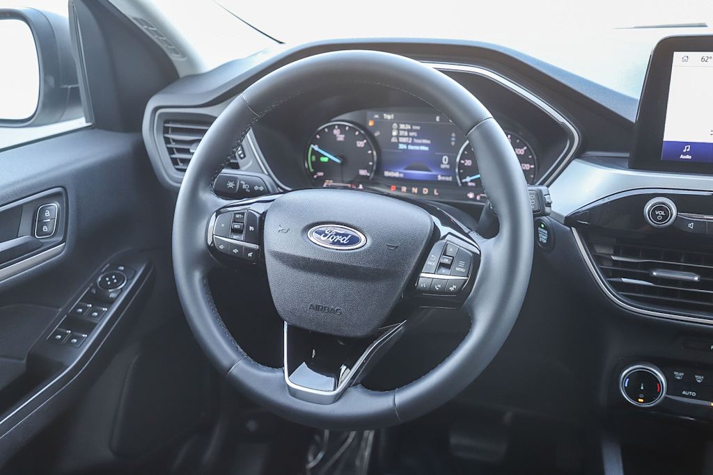 Thumbnail: 2022 Ford Escape - 8