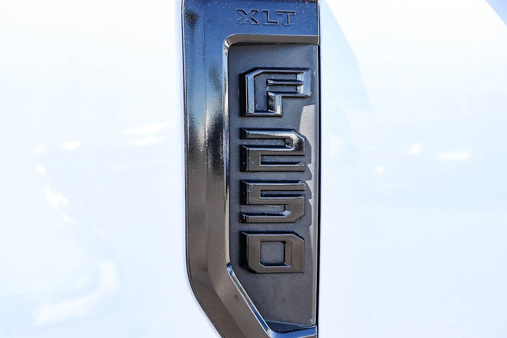 Thumbnail: 2019 Ford F-250 - 14
