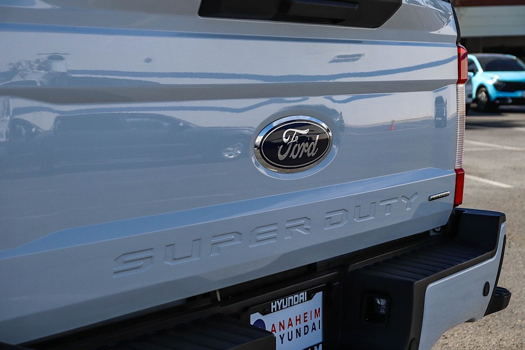 Thumbnail: 2019 Ford F-250 - 19