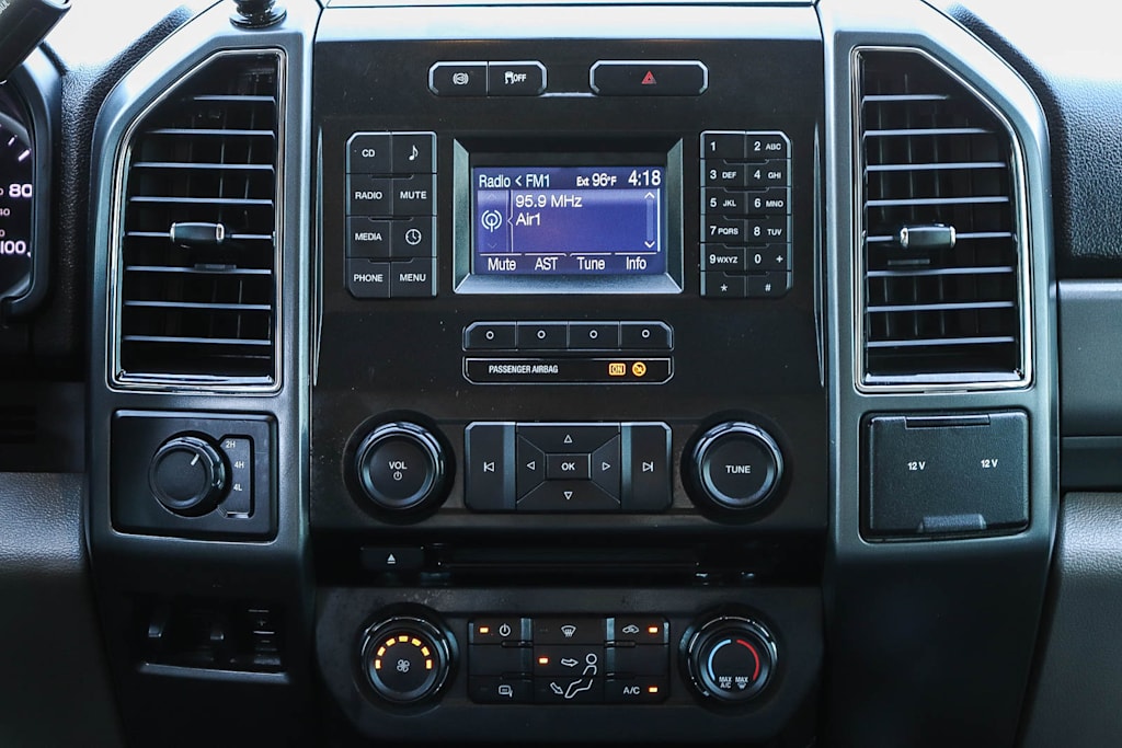 Thumbnail: 2019 Ford F-250 - 12