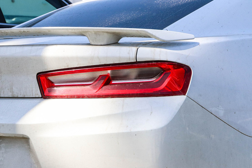 Thumbnail: 2018 Chevrolet Camaro - 16