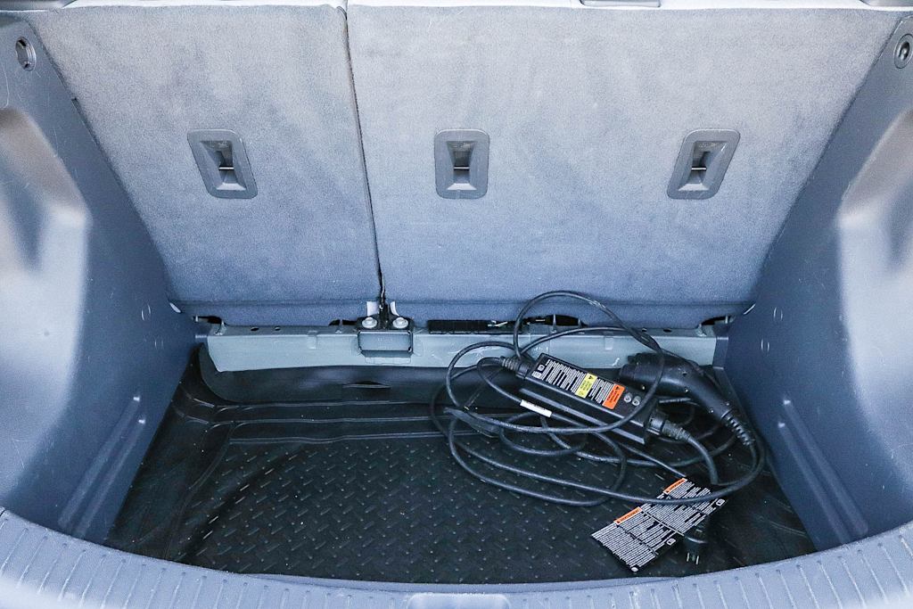 Thumbnail: 2017 Chevrolet Bolt EV - 22