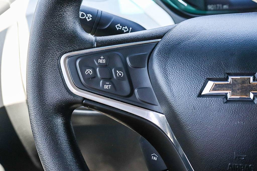 Thumbnail: 2017 Chevrolet Bolt EV - 25