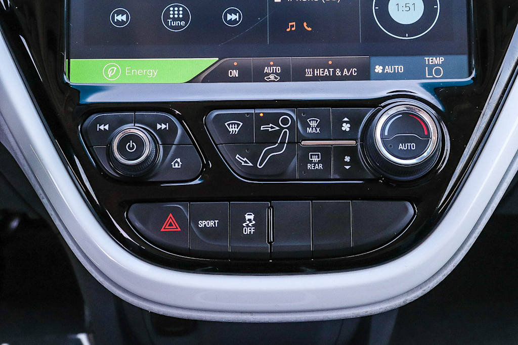 Thumbnail: 2017 Chevrolet Bolt EV - 24