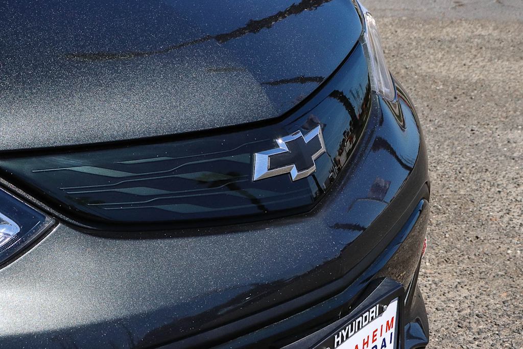 Thumbnail: 2017 Chevrolet Bolt EV - 6