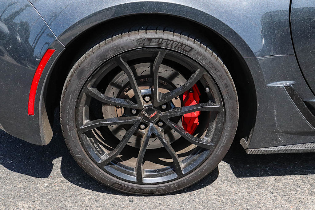 Thumbnail: 2017 Chevrolet Corvette - 21