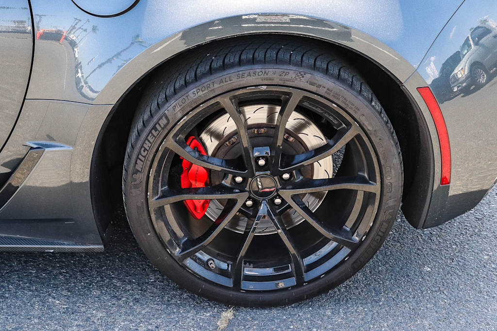 Thumbnail: 2017 Chevrolet Corvette - 15