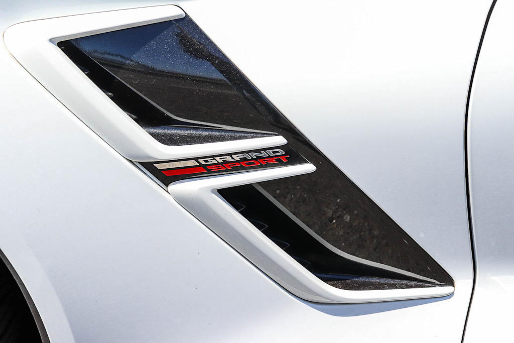 Thumbnail: 2019 Chevrolet Corvette - 21