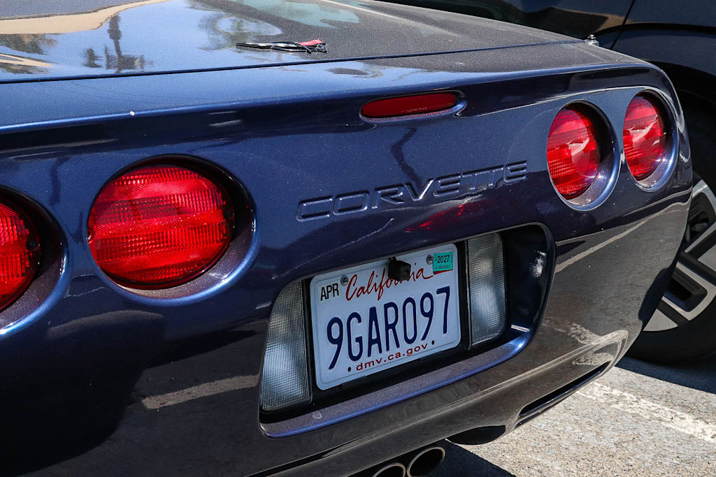 Thumbnail: 2001 Chevrolet Corvette - 12