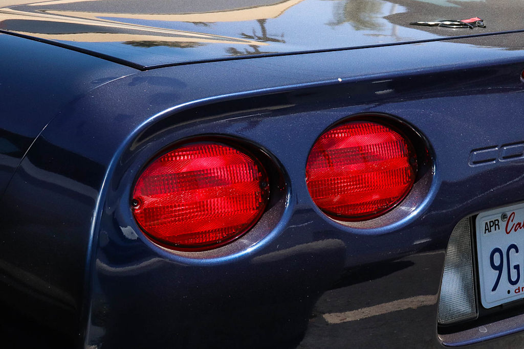Thumbnail: 2001 Chevrolet Corvette - 11